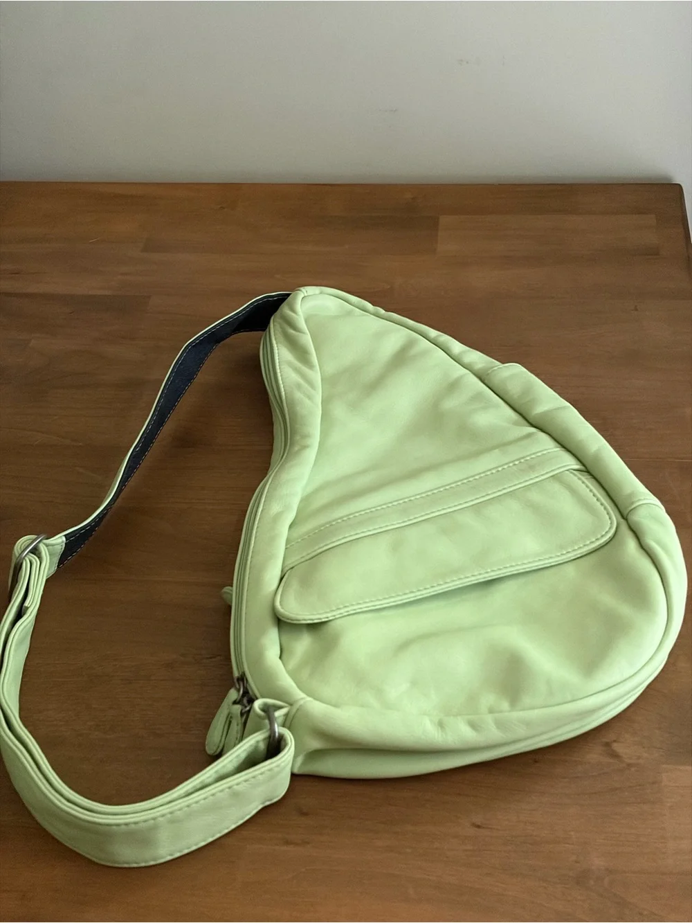 Vintage AmeriBag Leather Healthy Back Bag Pistachio Lime USA Made Sling